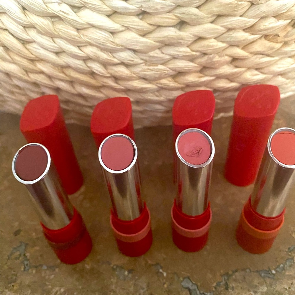 RIMMEL lipstick